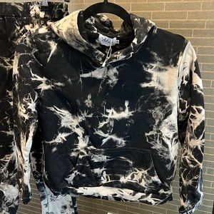 Lola and the boys sweatsuit size 12